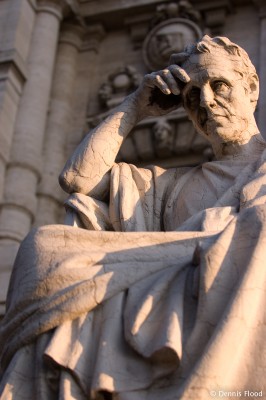 Statue of Salvio Giuliano