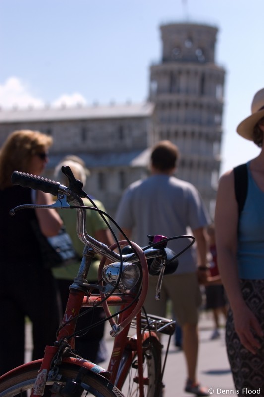 Red Bike in Pisa